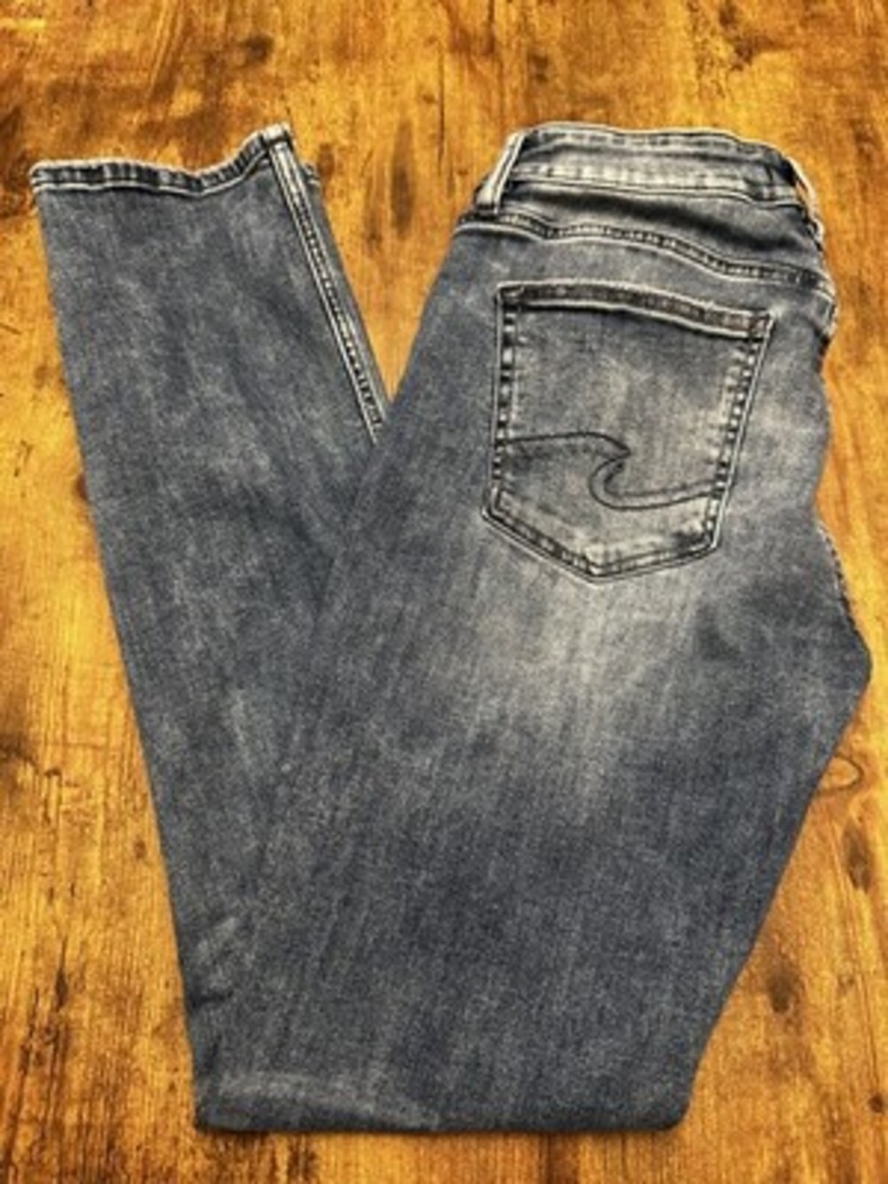 Silver Jeans Avery Straight Leg Mid-Rise Denim W29x32